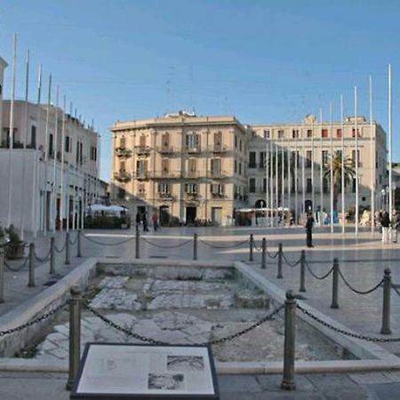 Bari Design City Centre CasatuaБарі Екстер'єр фото
